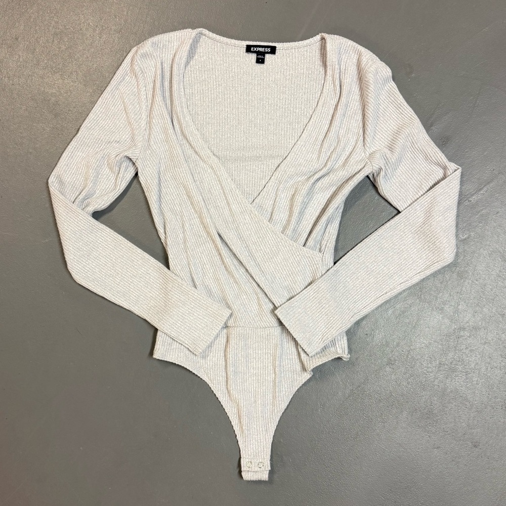 Express Heather Gray Ribbed Top